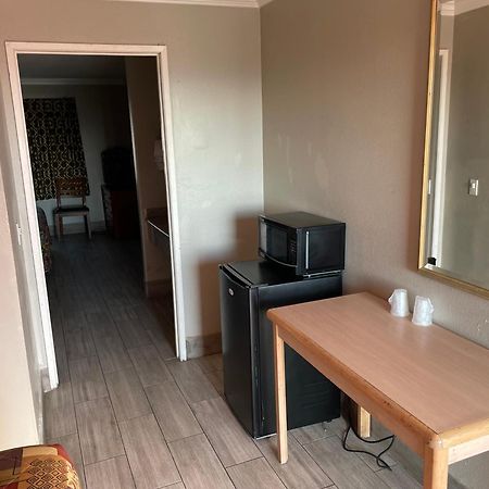 Heritage Inn And Suites Corona Dış mekan fotoğraf